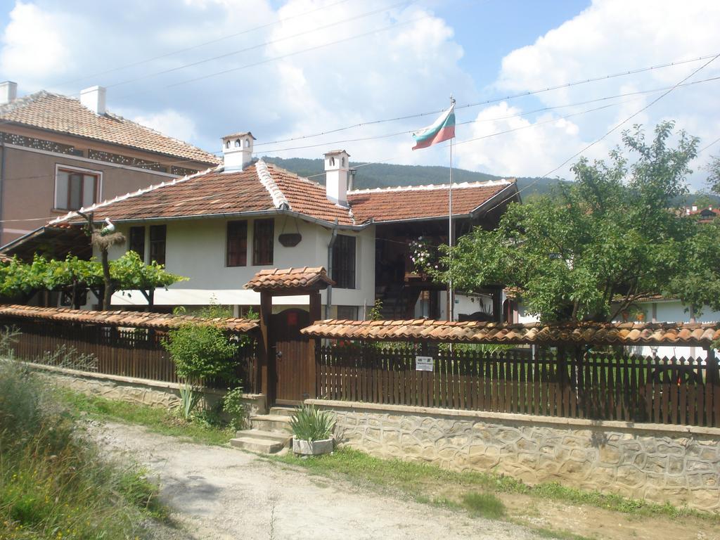 Dyadovata Kashta Hotel Elena Quarto foto