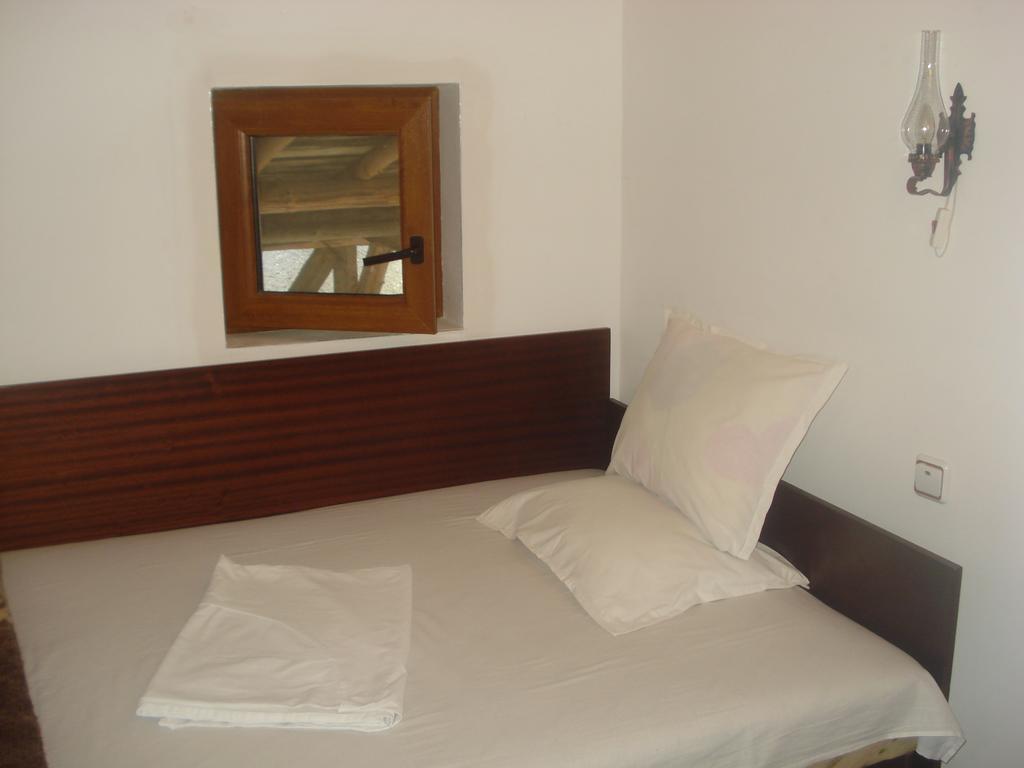 Dyadovata Kashta Hotel Elena Quarto foto