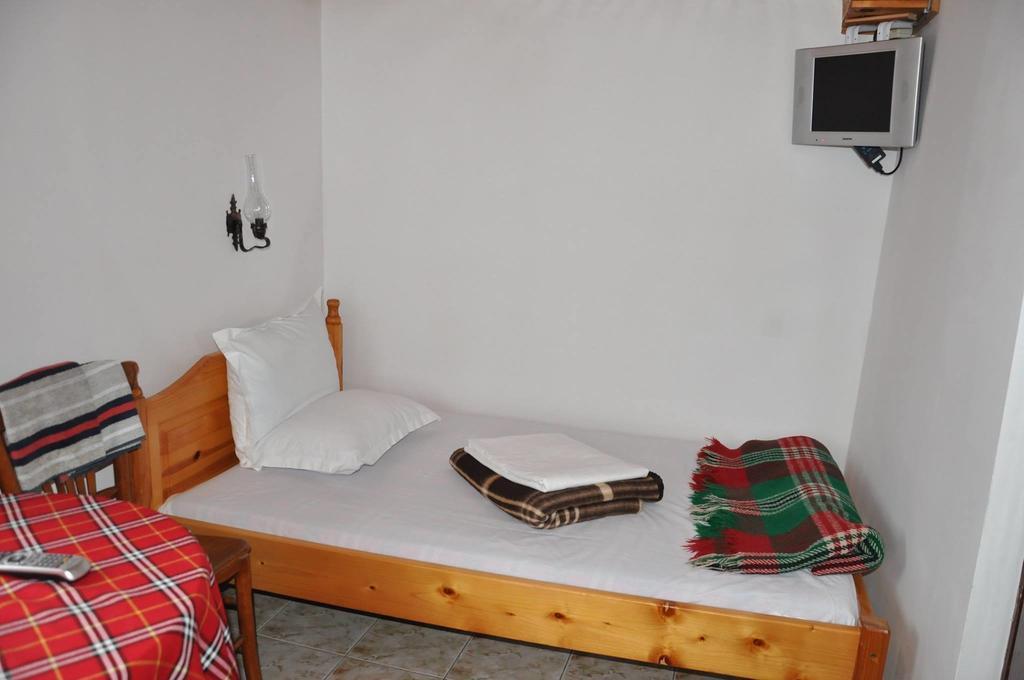 Dyadovata Kashta Hotel Elena Quarto foto